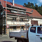 Dachsanierung und Fassadenverschalung in Flacht
